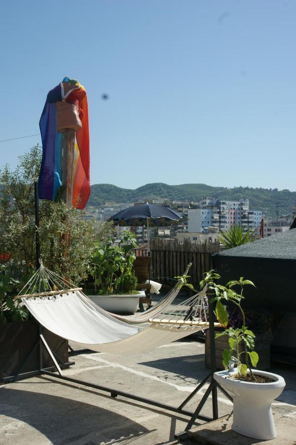 تيرانا Hostel Albania المظهر الخارجي الصورة